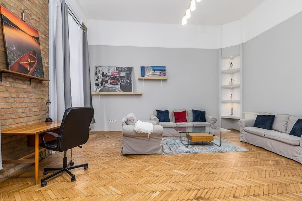 Venus - King Street Vi Apartament *
