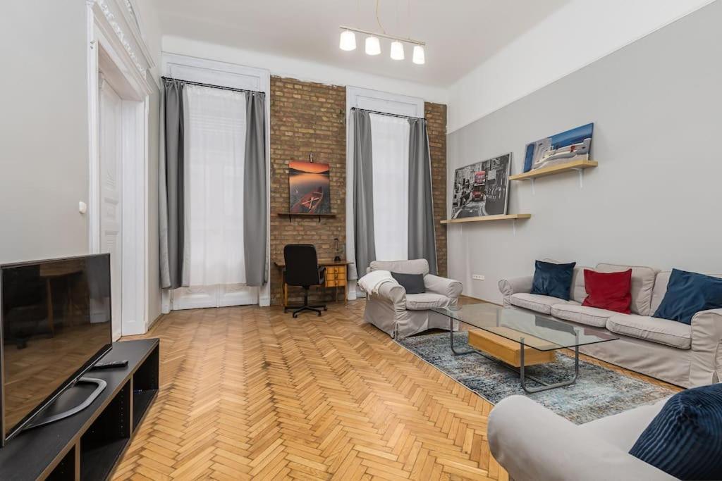 Venus - King Street Vi Apartament *